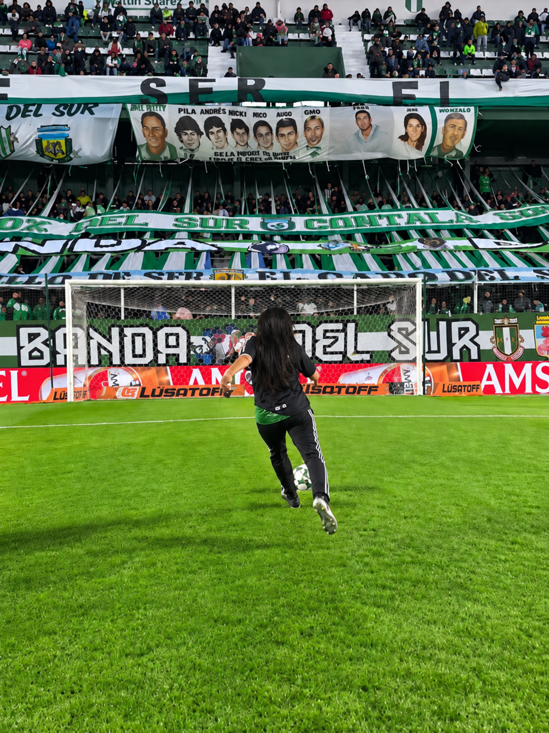 Album de fotos de Gery en la cancha (reemplazar por foto real)