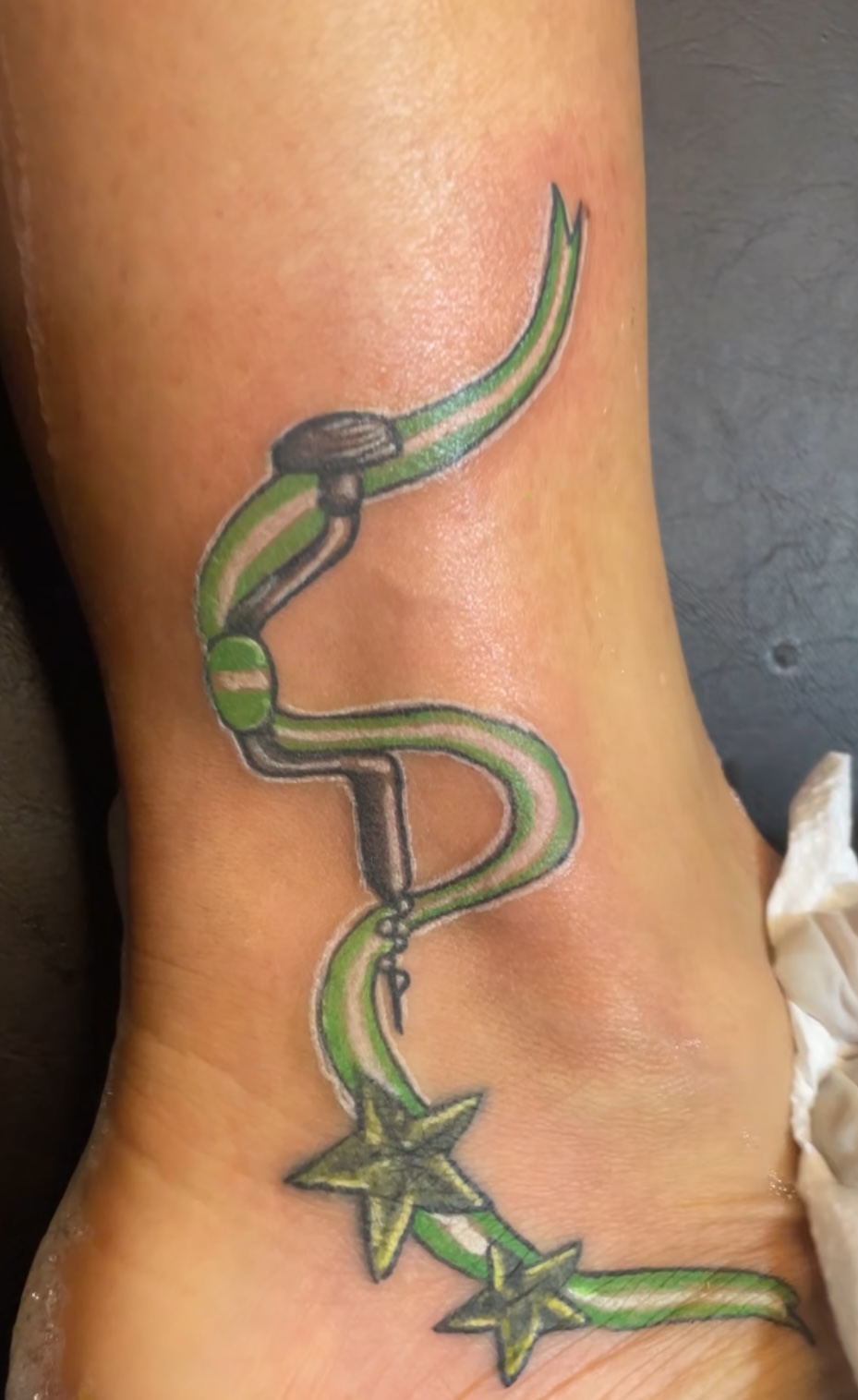 Foto o video del tatuaje (reemplazar por foto real)